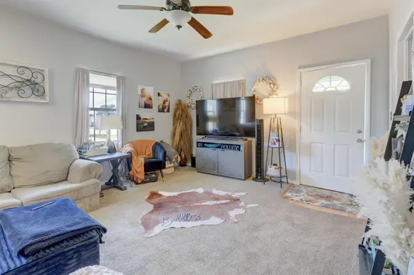1326 S Summit St, Arkansas City, KS 67005