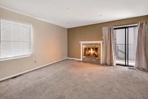 2405 S Capri, Wichita, KS 67210
