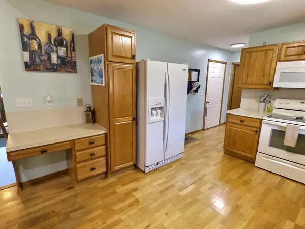 215 E Prather St, Mulvane, KS 67110