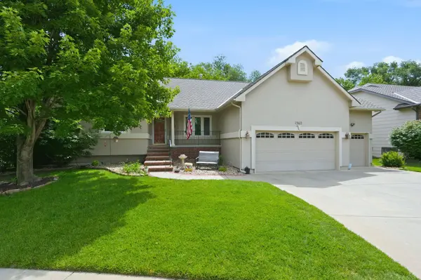 1362 N Hickory Creek, Wichita, KS 67235