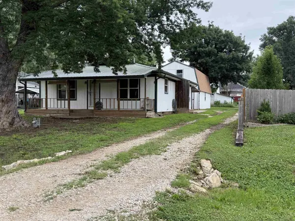 417 Cliff Street, Fall River, KS 67047