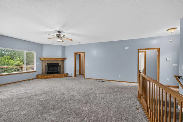 620 S Stoneridge, Valley Center, KS 67147