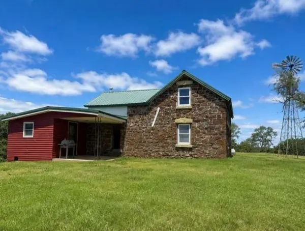 2978 E Deer Dr, Beverly, KS 67423