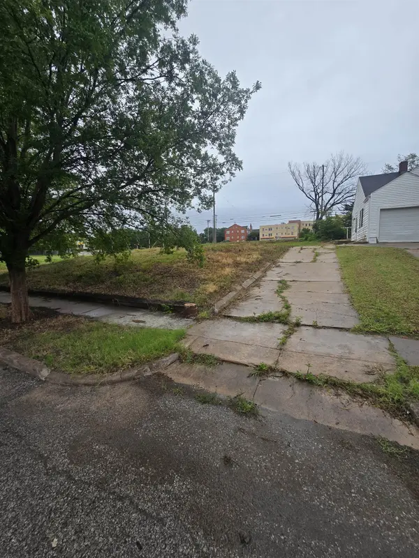 1742 N lorraine, Wichita, KS 67216