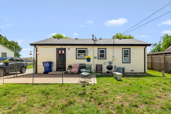 2609 S Elizabeth Ave, Wichita, KS 67217-2221