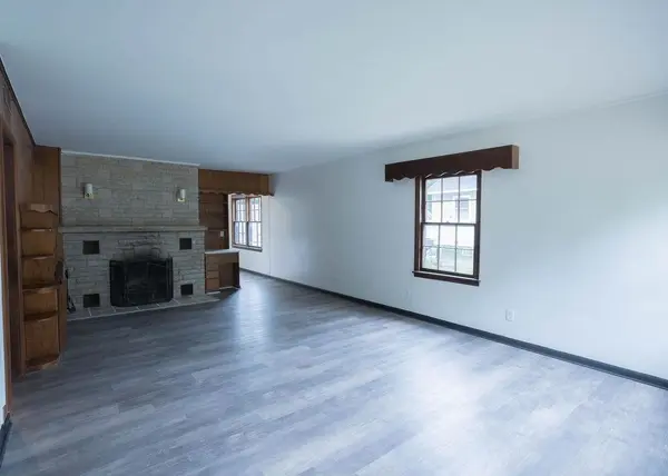 415 College, Winfield, KS 67156