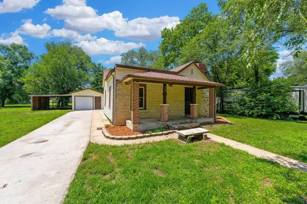 407 N Lincoln, Belle Plaine, KS 67013