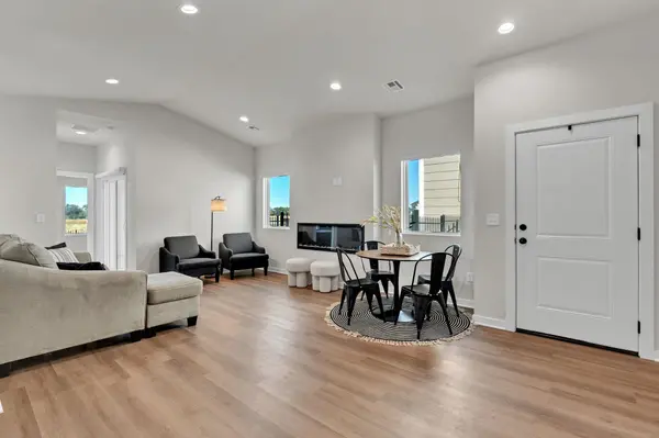 16918 & 16920 W Leyland St, Goddard, KS 67052