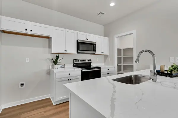 16918 & 16920 W Leyland St, Goddard, KS 67052