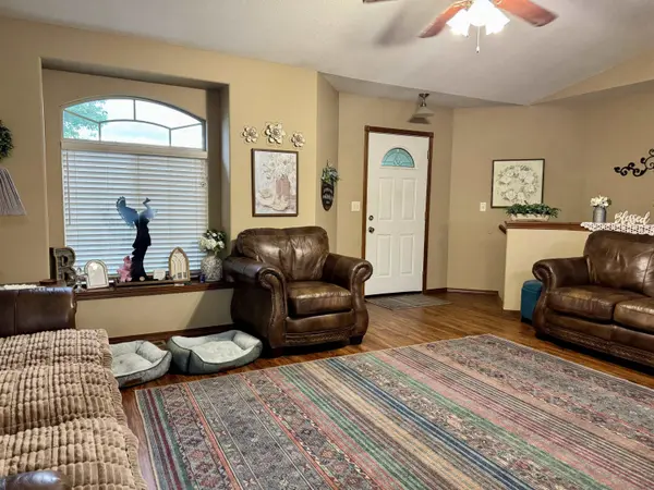 2636 E Keys Ct, Derby, KS 67037