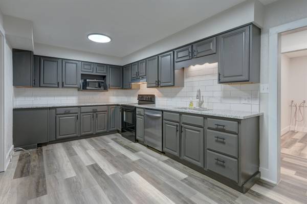 1701 E Chestnut Ave., Arkansas City, KS 67005