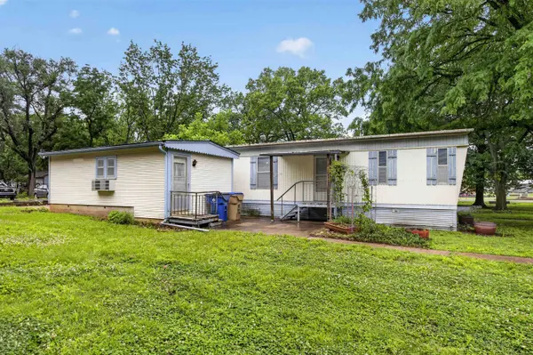607 E Highland, Towanda, KS 67144