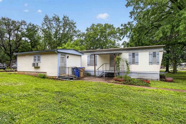 607 E Highland, Towanda, KS 67144