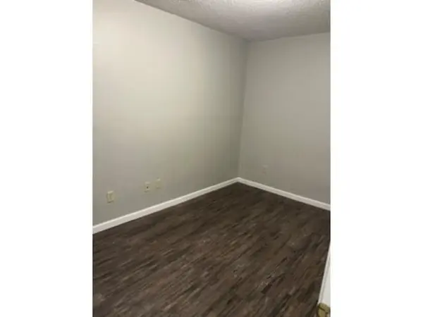 1717 S Cypress St. Apt 412, Wichita, KS 67207