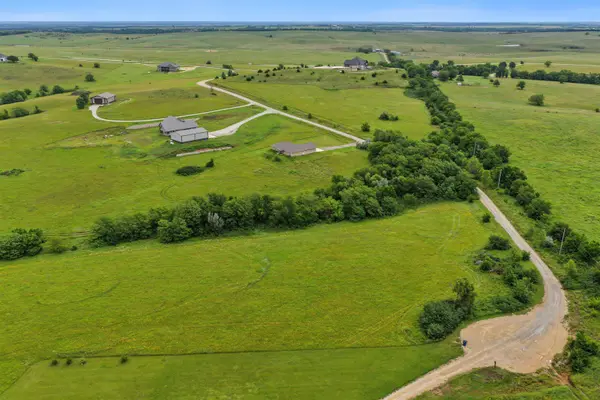 00000 N Streckfus Trail, Salina, KS 67401