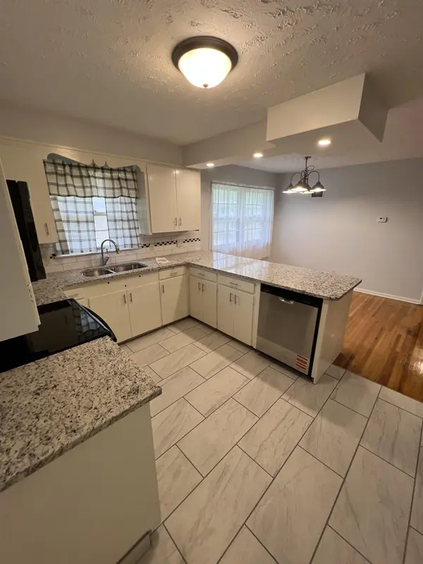 1600 W 4th, Newton, KS 67114
