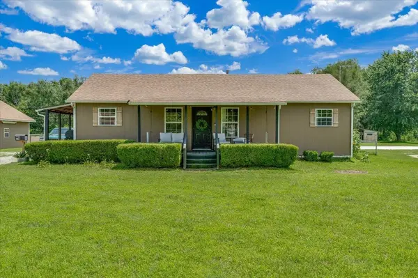 615 E 57th St S, Wichita, KS 67216