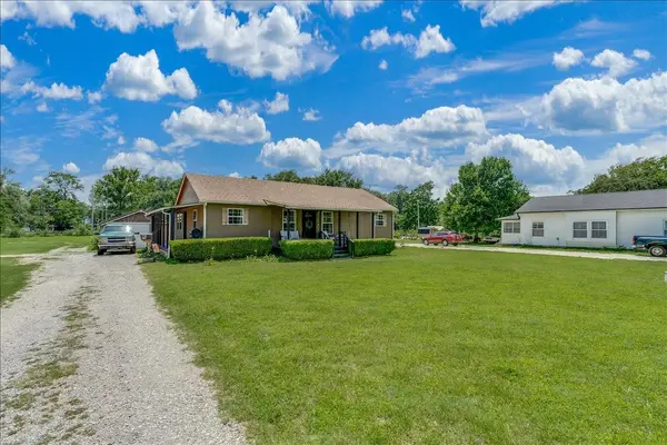 615 E 57th St S, Wichita, KS 67216
