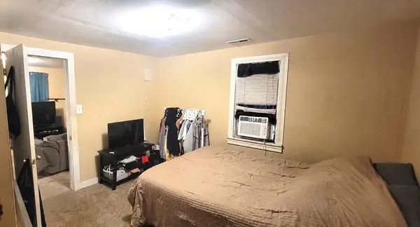 131 Glendale, Newton, KS 67114