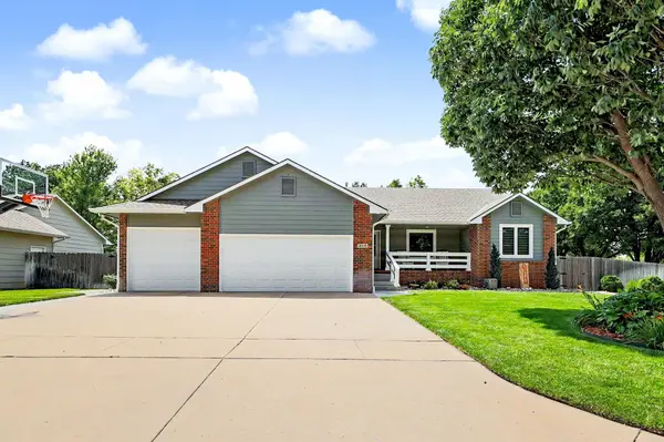 2510 N Shefford Ct, Wichita, KS 67205