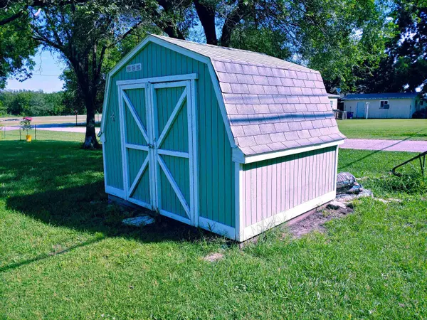 104 N Mulberry, Dexter, KS 67038