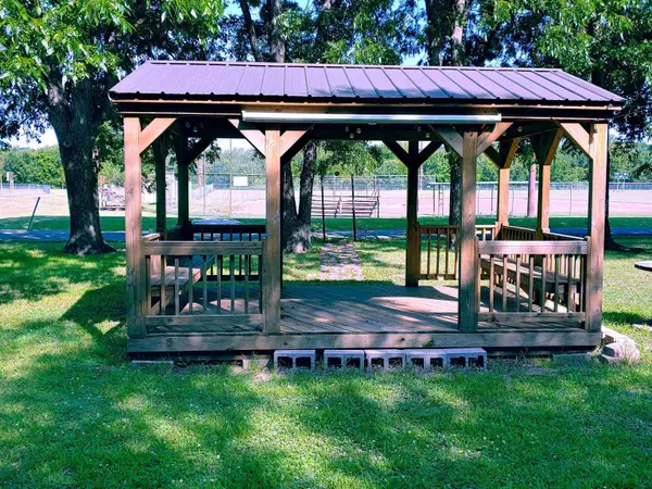 104 N Mulberry, Dexter, KS 67038