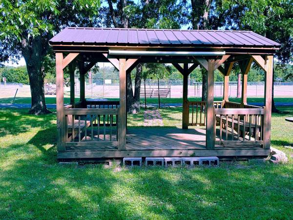 104 N Mulberry, Dexter, KS 67038