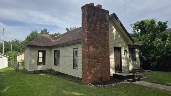 614 N C St, Arkansas City, KS 67005