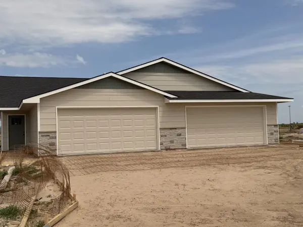 2922 S Cedar Crest, Wichita, KS 67215