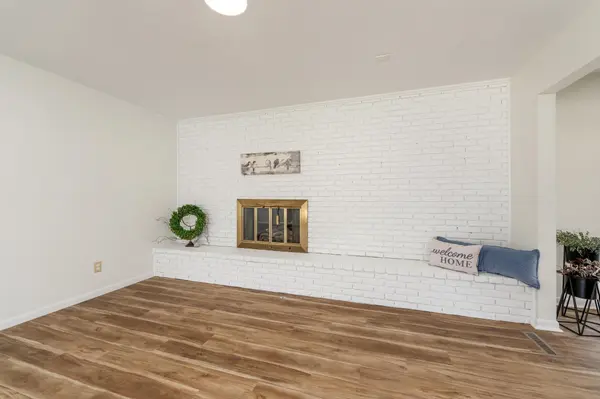 409 N Woodlawn St, Wellington, KS 67152