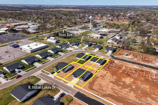 185 N Indian Lakes Dr, Clearwater, KS 67147