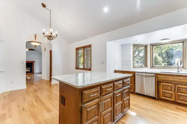 701 S Honeybrook, Derby, KS 67037