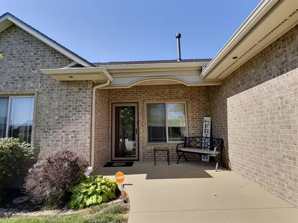 936 E Moss Wood, Derby, KS 67037