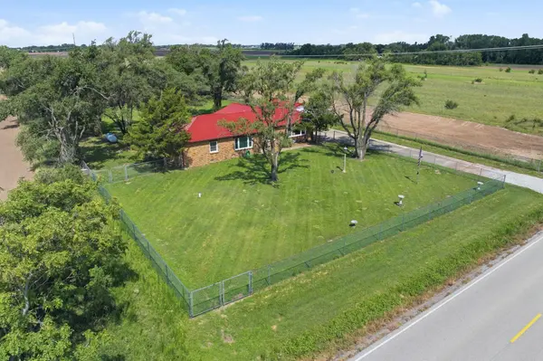 5855 N Tyler Rd, Maize, KS 67101