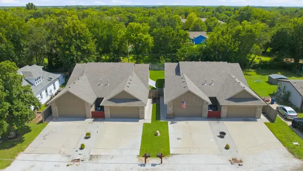 631 N Mulvane St, Mulvane, KS 67110