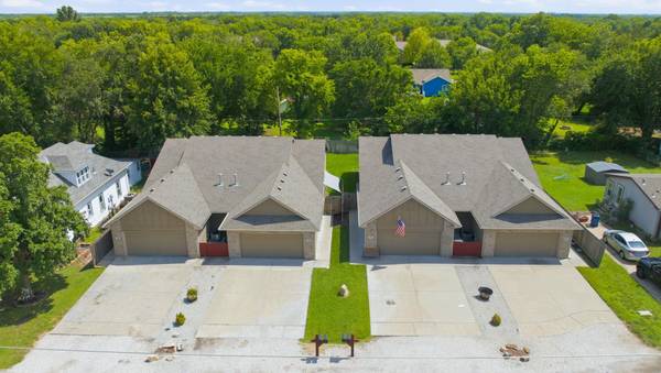 631 N Mulvane St, Mulvane, KS 67110