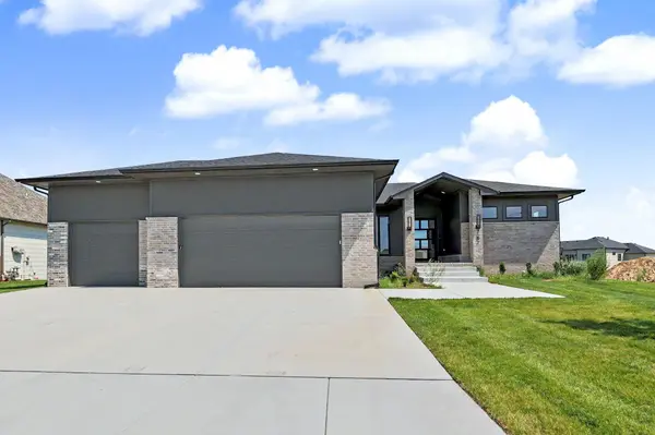 2591 N Doris Court, Wichita, KS 67205