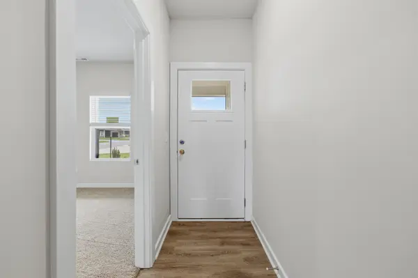 1558 N Emerald Valley Dr, Mulvane, KS 67110