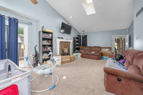1509 N Smith Cir, Wichita, KS 67212