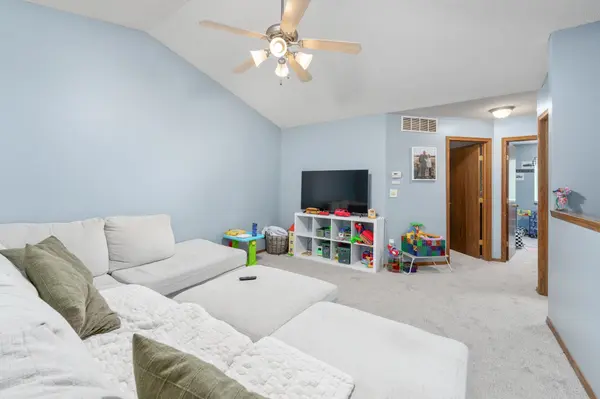 3811 N Pepper Ridge St, Wichita, KS 67205