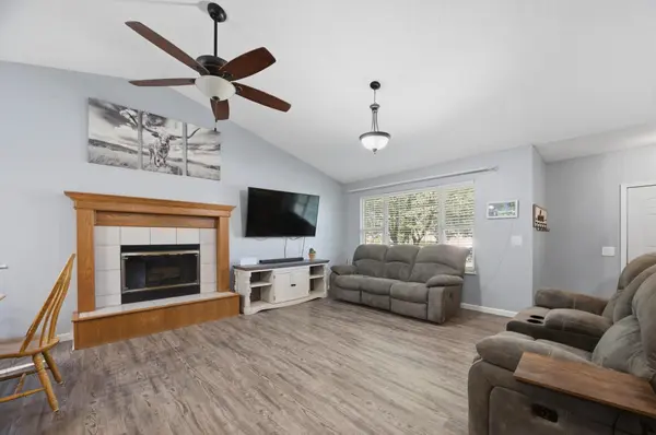 1006 N Park Road, Rose Hill, KS 67133