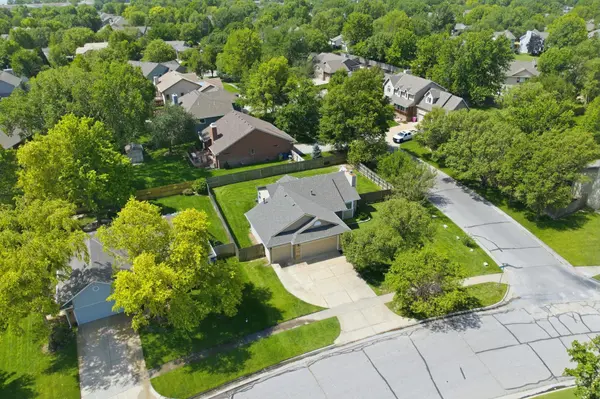 9213 W Central Park St, Wichita, KS 67205