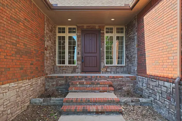 3810 N Watercress Ct, Maize, KS 67101