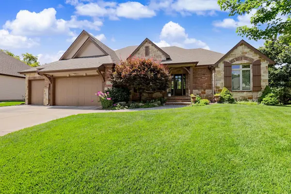 13104 E Mainsgate Cir, Wichita, KS 67228