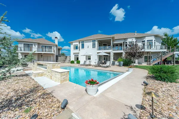 2901 W Crystal Beach St, Wichita, KS 67204