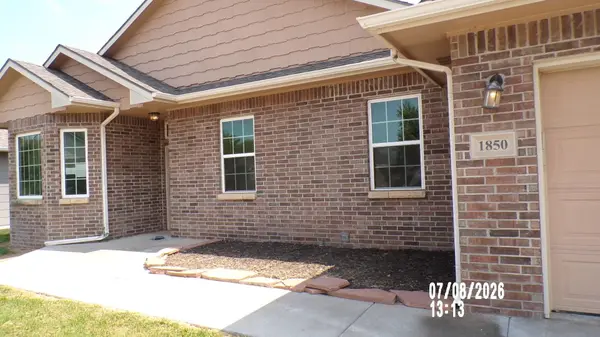 1850 S LARK CT, Wichita, KS 67209-4402