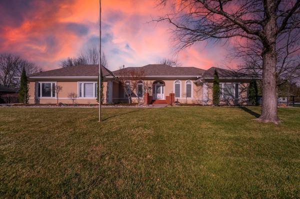 1501 N Castle Rock, Wichita, KS 67230