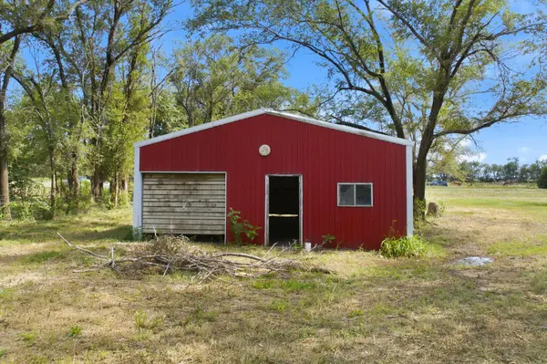 8901 S Exposition St, Haysville, KS 67060-7905