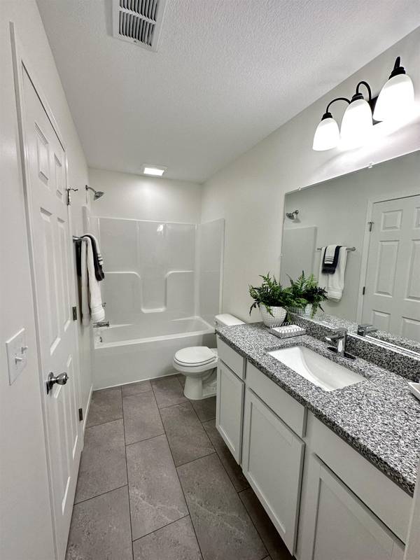 1021 N Sruce, Wichita, KS 67214