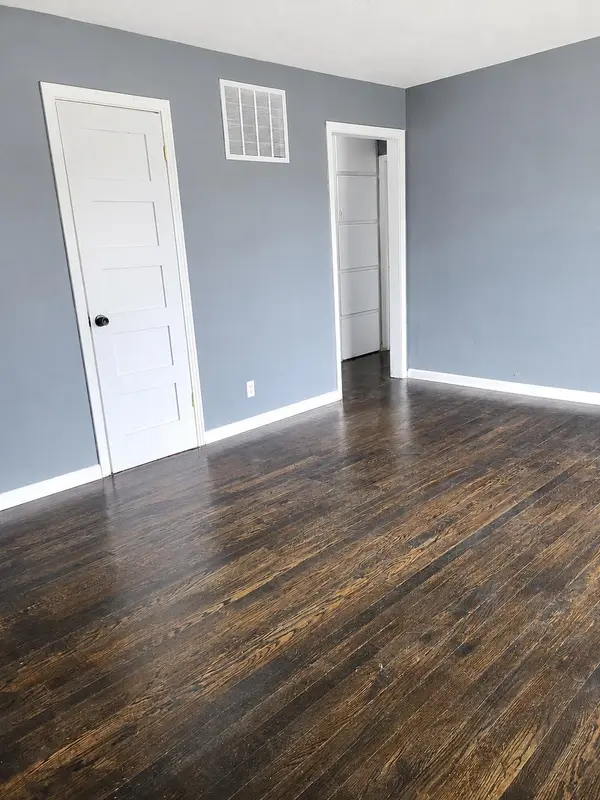 743 Choctaw, Salina, KS 67401